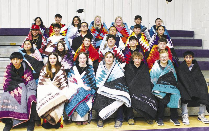 Dupree HS Class of 2024 honored with star quilts