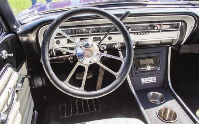 Classic cars roll in for Tiger Round-up