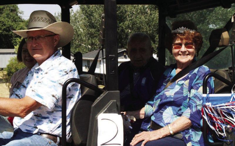 This year’s Isabel Celebration Parade Royalty were Beverly and Loris Lindskov (right). They were driven by their son Bill Lindskov and his wife Leann. Photo by Patty Peacock