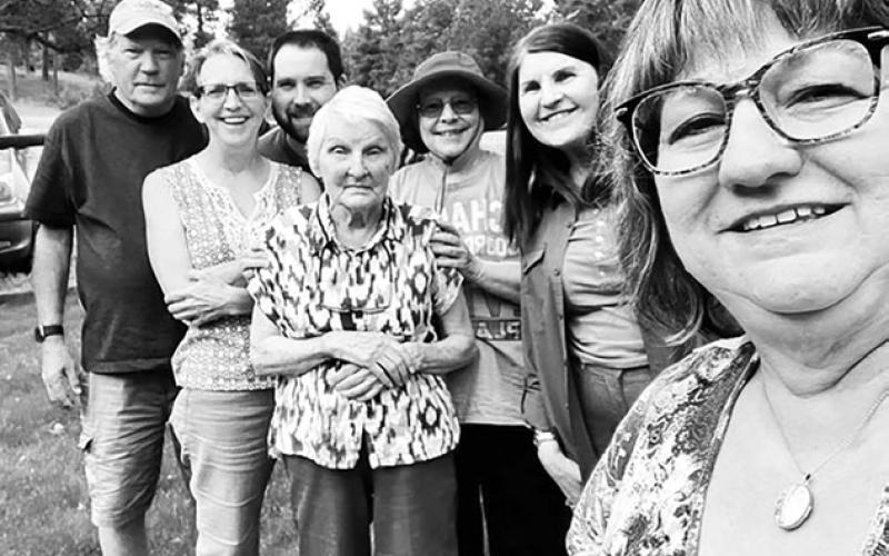L-R: Don Bakeberg, MaryJo Bakeberg Jundt, Brook Holaas, MaryAnn Bakeberg Horton, Ruth Bakeberg Slaughter, Sheryl Horton Holdass, and Billie Jo Bakebeerg