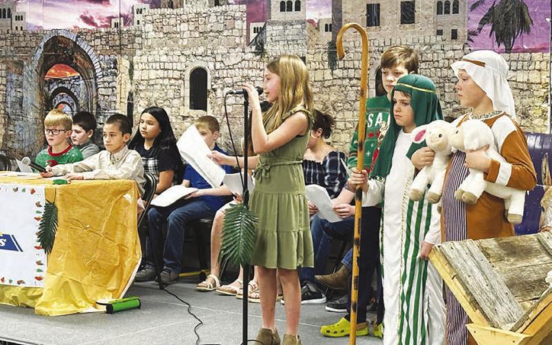 Telling the Christmas Story ...