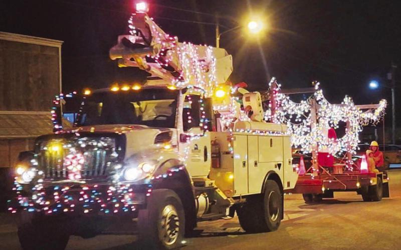 Moreau-Grand Electric Cooperative’s float lit up Dupree’s Main Street as they won third place in the Parade of Lights.