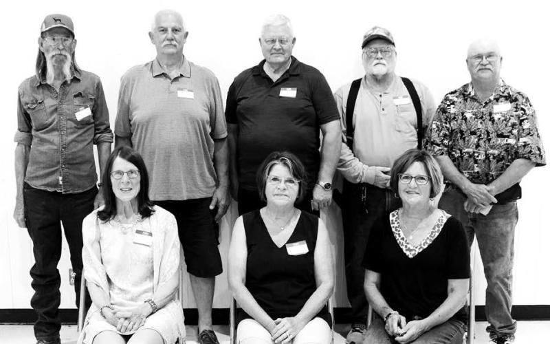 The IHS class of 1972. FRONT (L-R): Cheryl (Nash) Boldt, Margaret (Alley) Lindskov, Marcia (Alley) Lindskov; BACK: Dan Schily, Larry Munyon, Jim Harris, Bradley Kern, and Curtiss Reich.