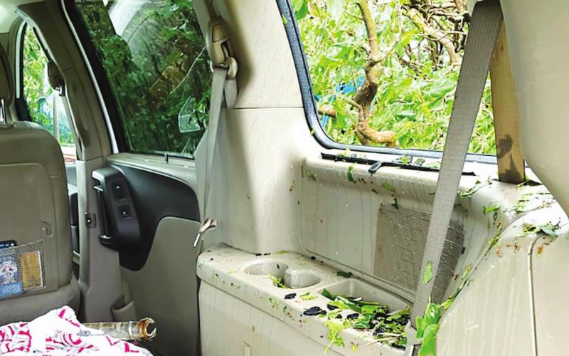Storm leaves trail of destruction from Isabel to Promise