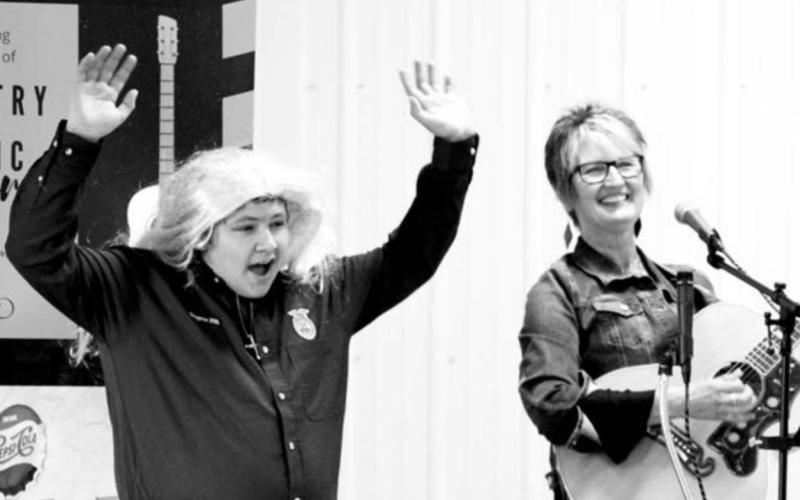 Dupree FFA hosts event
