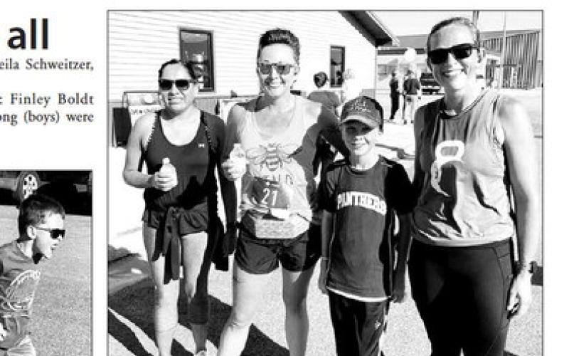Finishing in the top 5 at the Rise &amp;amp; Grind 5K Run were L-R) Megan Mutchler, Lindsey Ducheneaux, Gracen Gill and Alision Nilson.