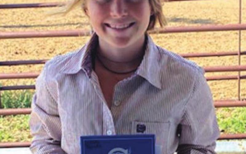 Kenlea Heck, Isabel Sr Girls Barrels