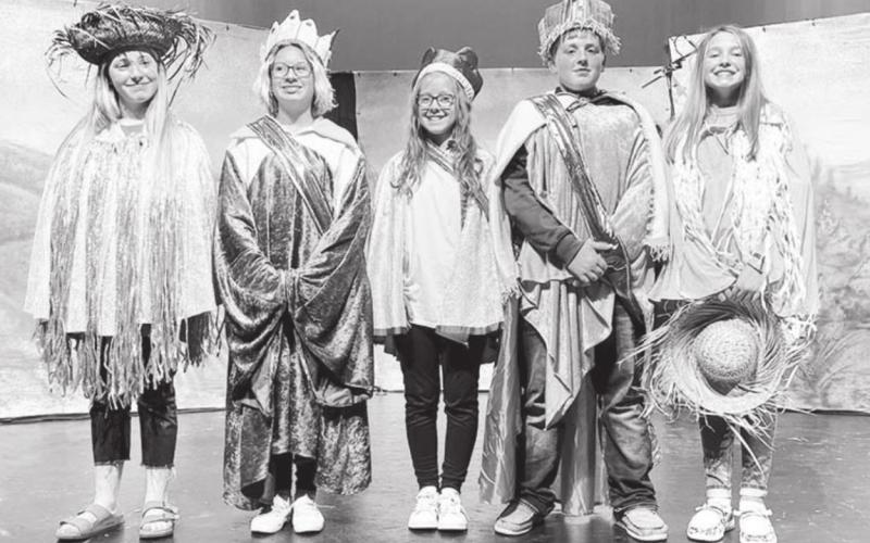 THE RICH FARMLANDS. L-R: Maddie Lou Gray, Tatelyn Stanley, Abigail Toviah, Mason Bickel, Jaylee Schoelerman.
