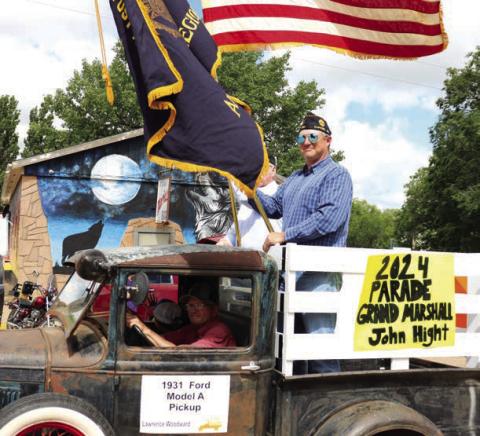 A little rain last Friday night couldn’t dampen the spirit in Dupree