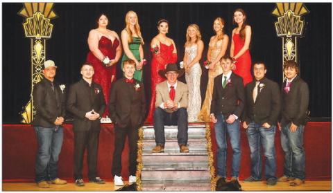 SENIORS Front (L to R): Jayden Goldade, Wyatt Boysen, Gracen Hansen, Kade Conner, Kody Keller, Dan Peterson, Tye Boldt Back (L to R): Serenity Webb, Kendyl Locken, Taylor Peterson, Kenlea Heck, Averie Marshall, Sara Holzer