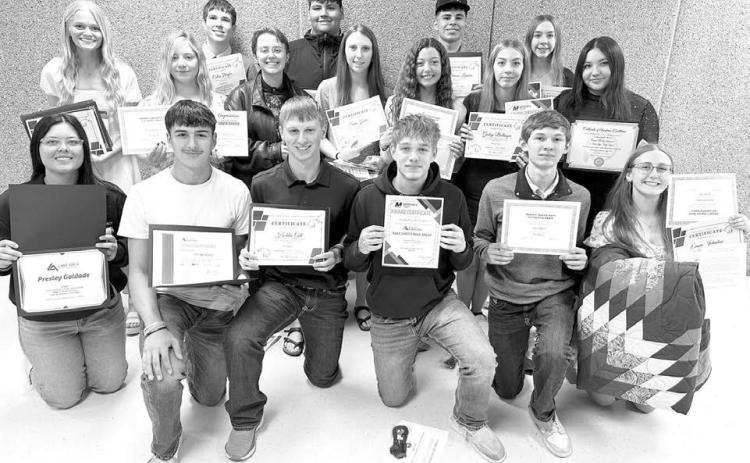 Students from the TLHS Class of 2026 who were awarded scholarships at the annual awards day program on May 6 were (Front, l-r) Presley Goldade, Ethan Ward, Holden Gill, Brody Ellison, Gavin White, Emma Johnston; Middle: Hailey Roggow, Maddie Lou Gray, Maria Scherer, Sara Keller, Arianna Bieber, Gailup Bollinger, August Laurenz-Anderson; Back: Cullen Biegler, Hadley Thompson, Chrisopher Peterson-Lemmon, and Geana Bollinger.